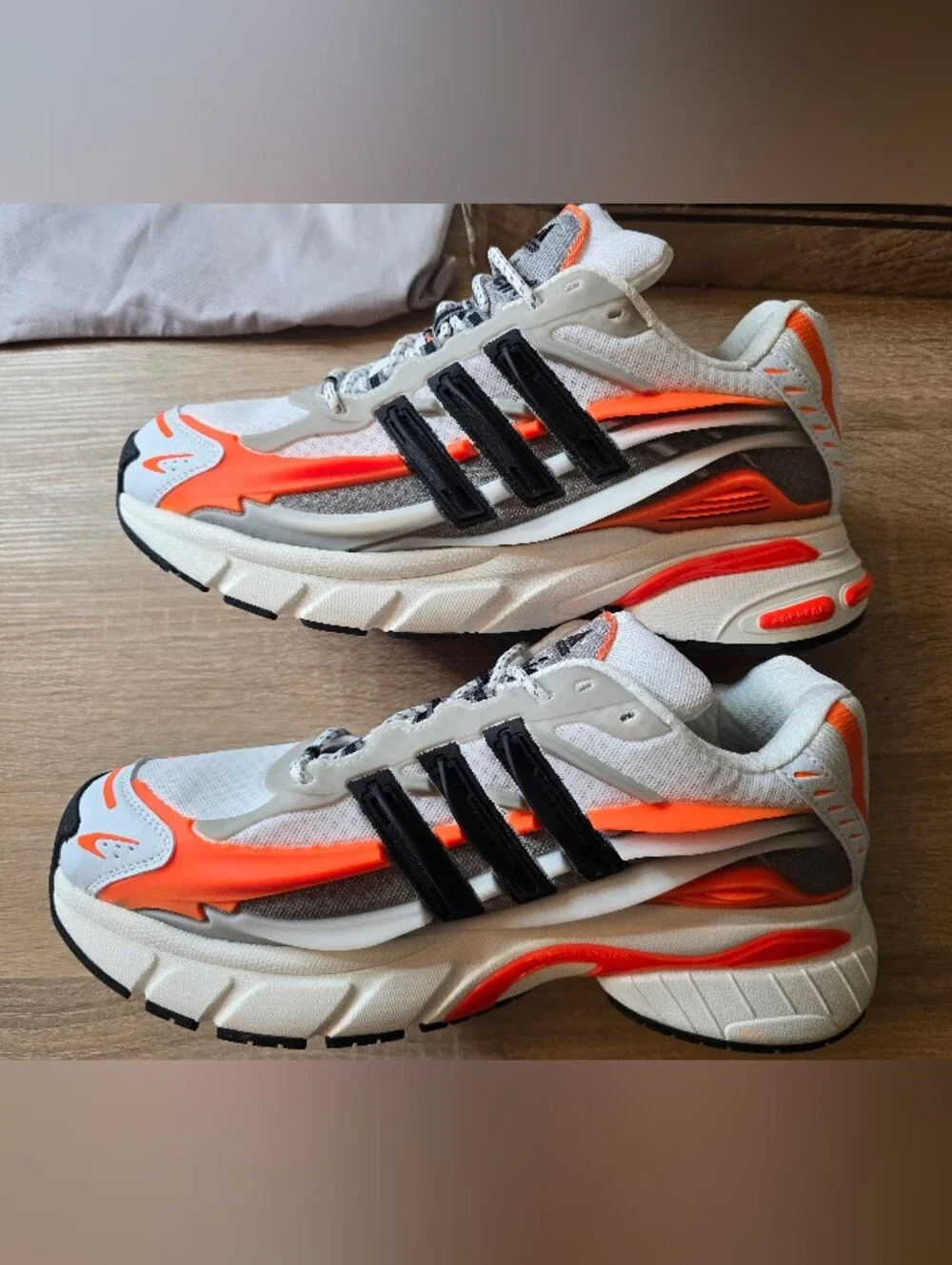 Adidas Adistar Jellyfish Pharrell Williams Focus Olive Orange
